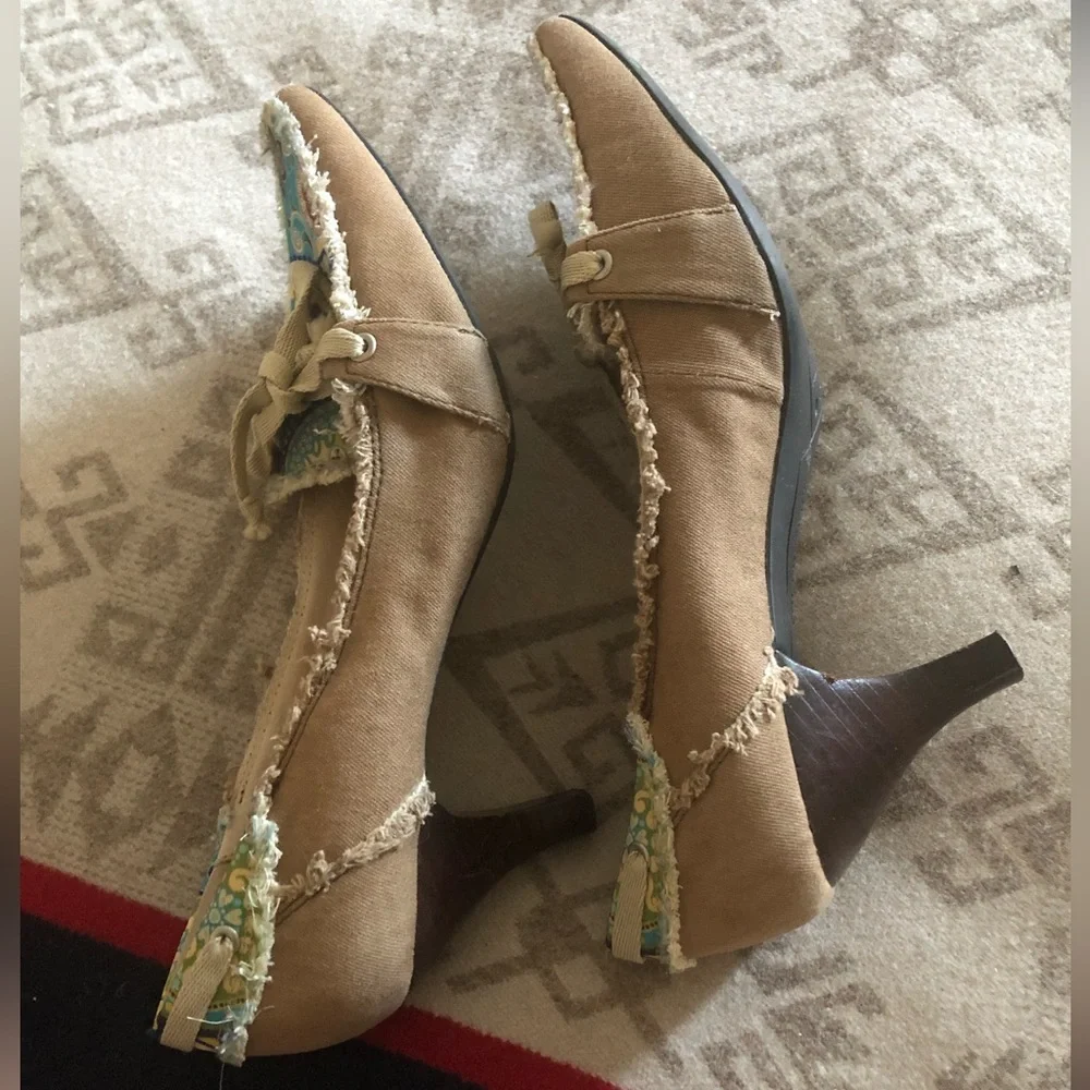 Ginger Goff vintage heels - Picture 6 of 16